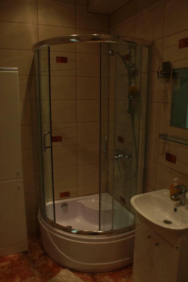 Happy Day Apartment Narva Exterior foto